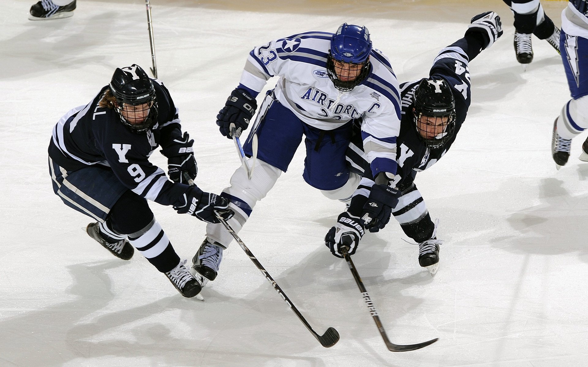 德甲实现数字化管理，优化俱乐部运营，德甲俱乐部收入